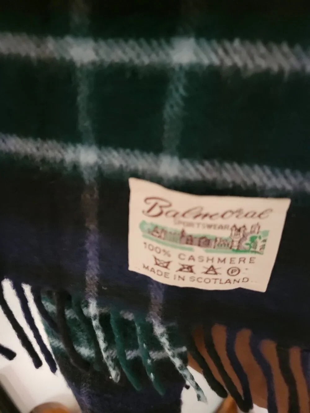 Vintage Unisex Scarf in 100% Cashmere by Balmoral of Scotland